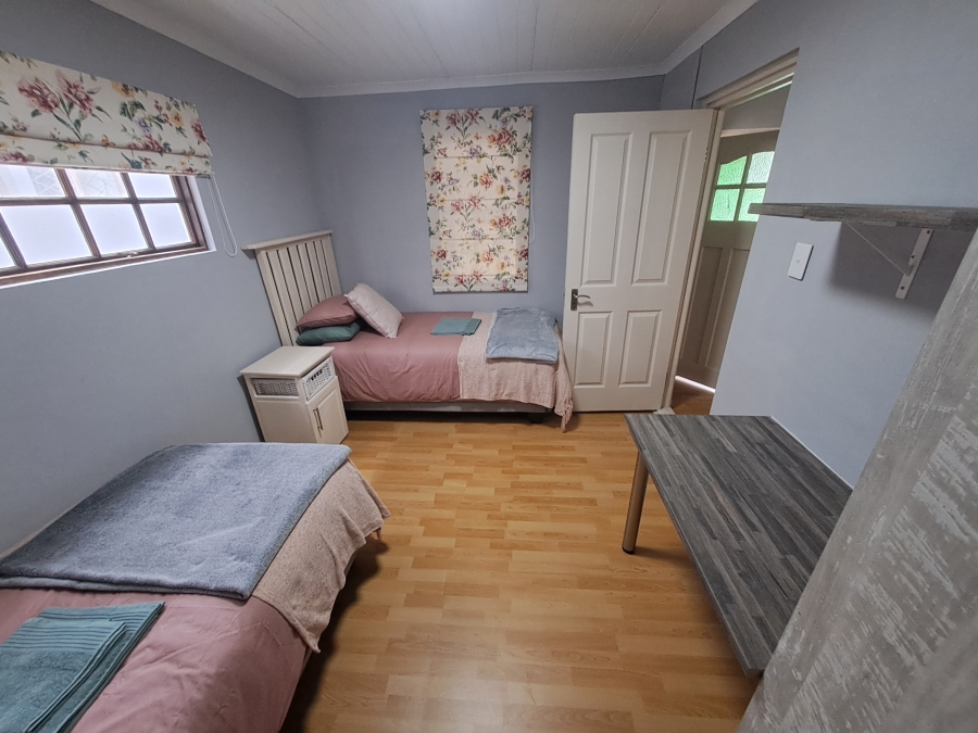 To Let 2 Bedroom Property for Rent in Richmond Hill Eastern Cape